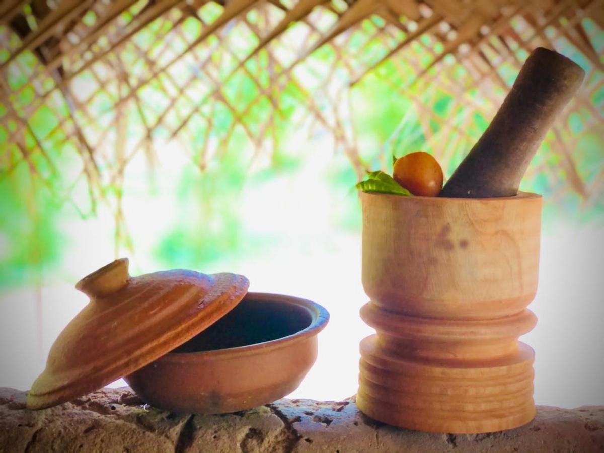 Eden Yala Hotel Bagian luar foto